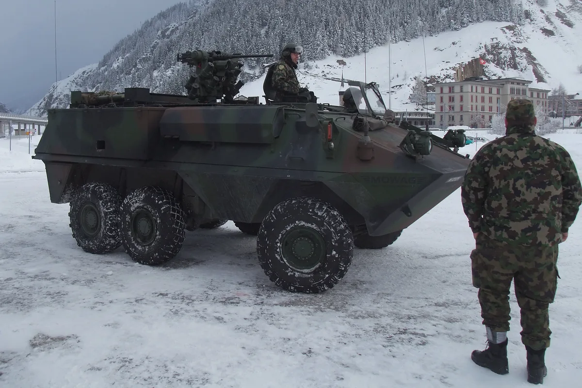 MOWAG Piranha, Wheeled armored personnel carrier family, Armored Vehicles