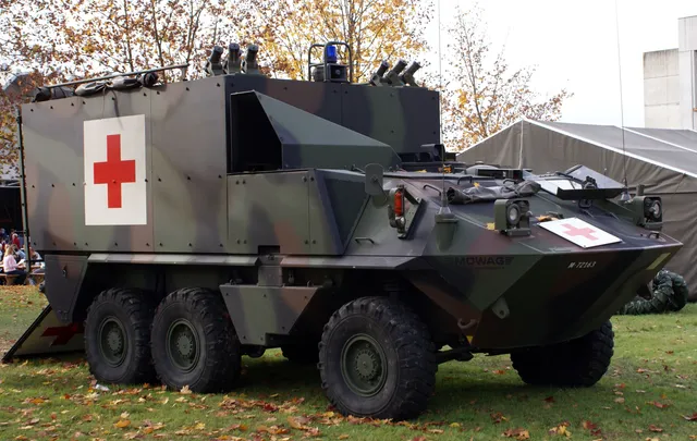 MOWAG Piranha, Wheeled armored personnel carrier family, Armored Vehicles - view 2