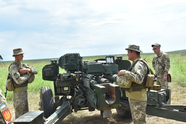 MT-12 Rapira, Towed 100 mm smoothbore anti-tank gun, Artillery - view 1