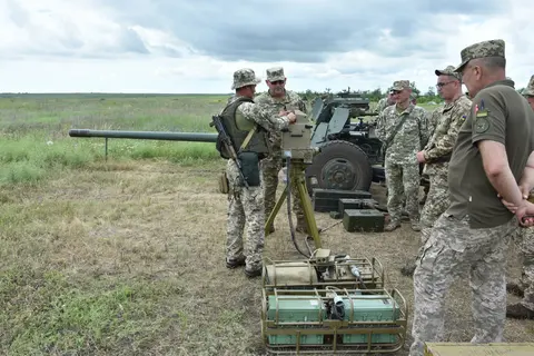 MT-12 sighting suite, Day, indirect-fire, and night sighting equipment set for the MT-12 anti-tank gun, Support Equipment