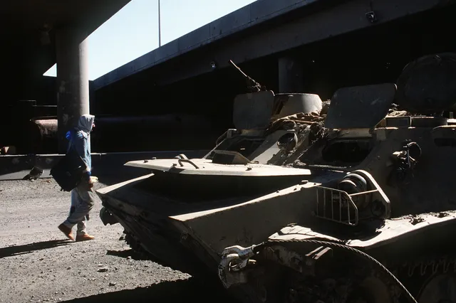 MT-LB, Amphibious tracked armored personnel carrier and artillery tractor, Armored Vehicles - view 2