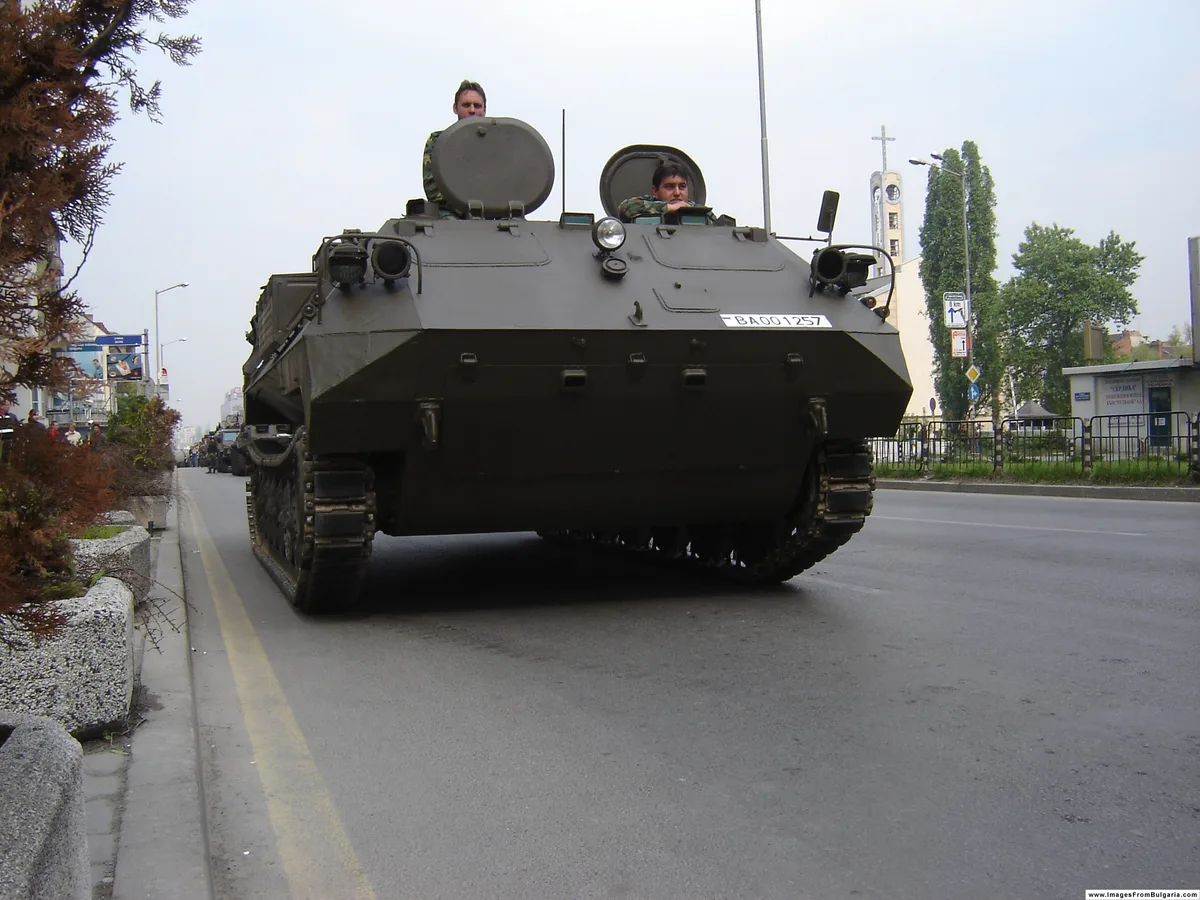 MT-LBu, Amphibious tracked armored carrier and specialist chassis, Armored Vehicles