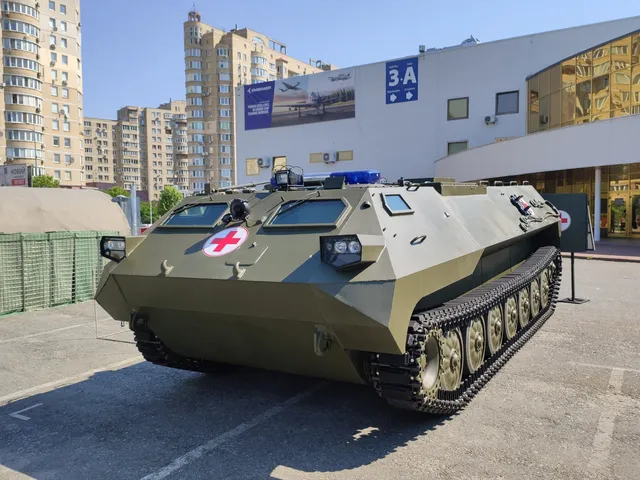 MT-LBu, Amphibious tracked armored carrier and specialist chassis, Armored Vehicles - view 4