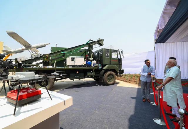 Nagastra-1, Man-portable fixed-wing loitering munition, Aircraft & UAVs - view 2