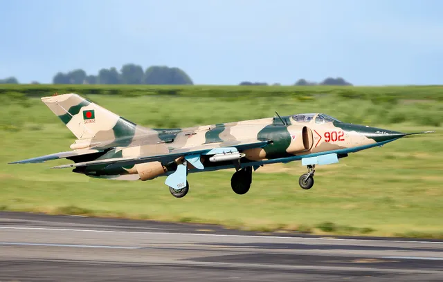 Nanchang Q-5 / A-5, Ground-attack aircraft, Aircraft & UAVs - view 2