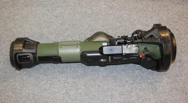 NLAW, Shoulder-launched anti-tank missile system, Infantry Weapons - view 1