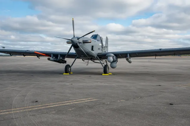 OA-1K Skyraider II, Crewed light attack and armed overwatch aircraft, Aircraft & UAVs - view 2