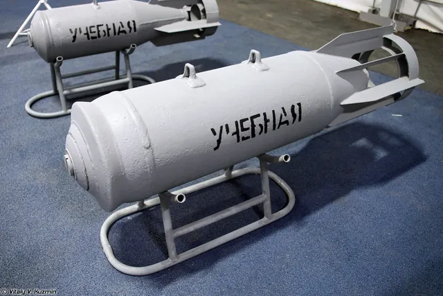 OFAB-250-270, 250 kg high-explosive fragmentation bomb, Munitions - view 1