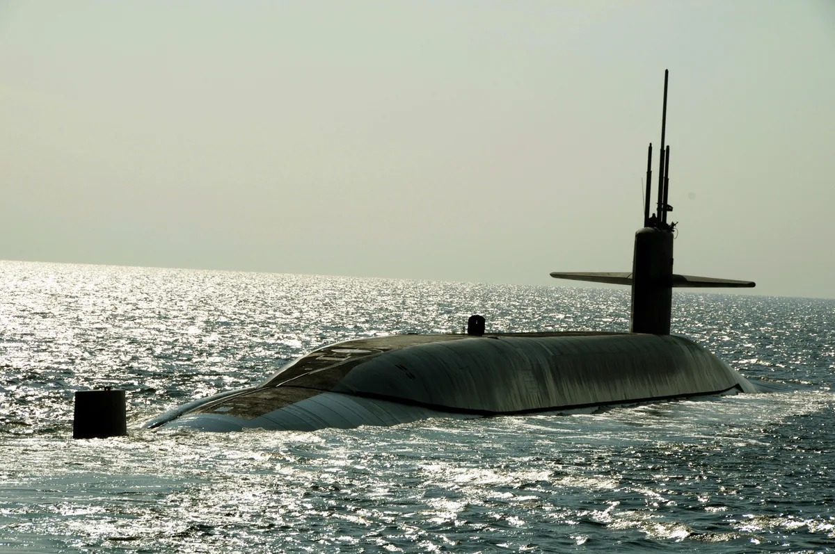 Ohio-class ballistic missile submarine, Nuclear-powered ballistic missile submarine, Naval Systems