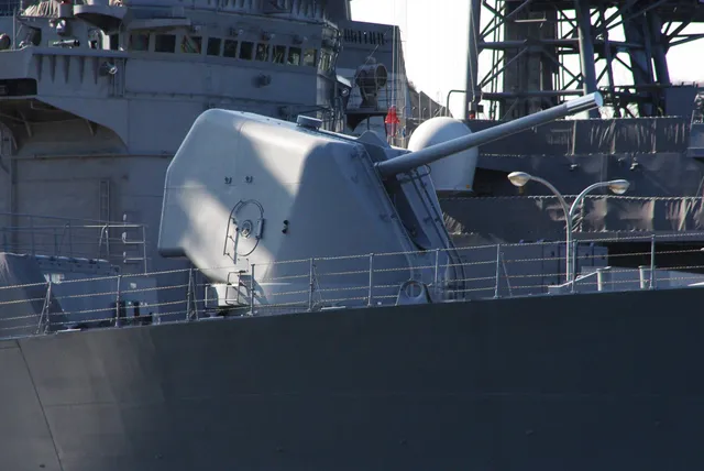 OTO Melara 127/54 Compact naval gun, 127 mm automatic naval gun mount, Naval Systems - view 1