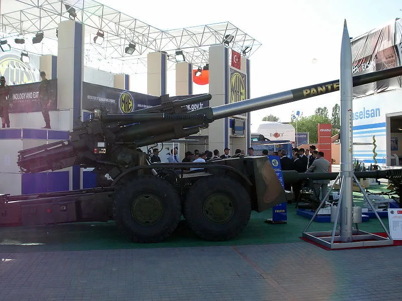 Panter 155 mm howitzer, 155 mm/52-caliber towed howitzer with auxiliary self-propulsion, Artillery