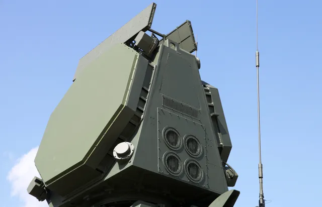 Pantsir-S2, Self-propelled short-range surface-to-air missile and anti-aircraft gun system, Air Defense - view 1