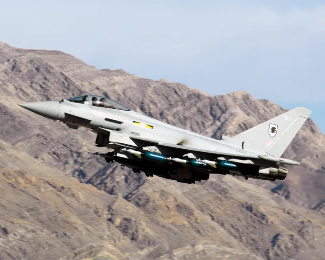 Paveway IV guided bomb, Dual-mode precision-guided bomb, Munitions - view 2