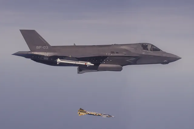 Paveway IV guided bomb, Dual-mode precision-guided bomb, Munitions - view 4
