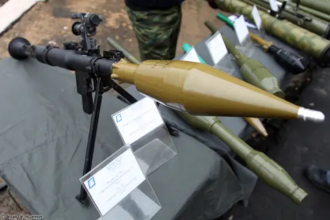 PG-7VL rocket-propelled grenade, RPG-7-compatible HEAT rocket-propelled grenade round, Munitions