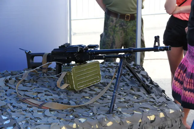 7.62 mm machine gun, Belt-fed general-purpose / vehicle-mounted 7.62 mm machine gun class, Infantry Weapons - view 2
