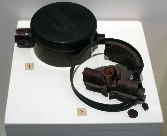 PMN-1/2/4, Antipersonnel blast mine family, Infantry Weapons - view 1