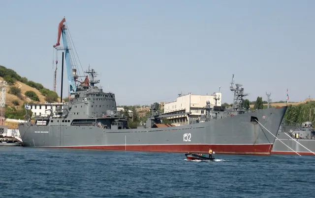 Project 1171 Tapir / Alligator-class large landing ship, Large landing ship / landing ship tank, Naval Systems - view 2