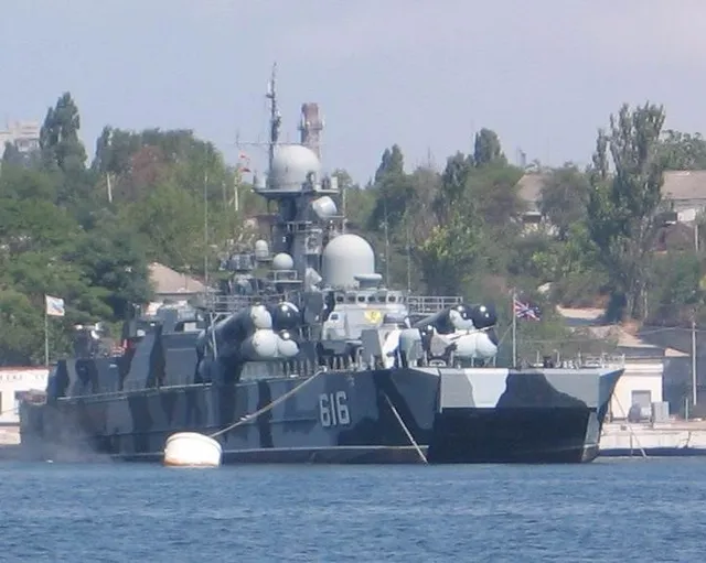 Project 1239 Sivuch / Bora-class missile hovercraft, Surface effect guided-missile corvette, Naval Systems - view 3