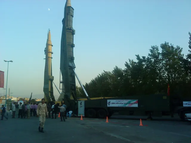 Sejjil ballistic missile, Medium-range ballistic missile, Munitions - view 1