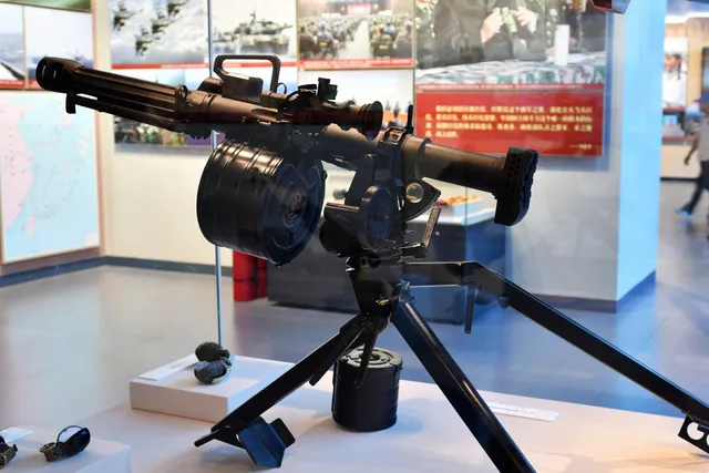 QLZ-87 automatic grenade launcher, 35 mm automatic grenade launcher, Infantry Weapons - view 2