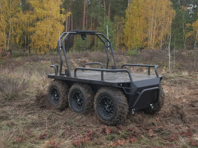 Ratel H, Heavy uncrewed ground logistics and tow vehicle, Support Equipment - view 1