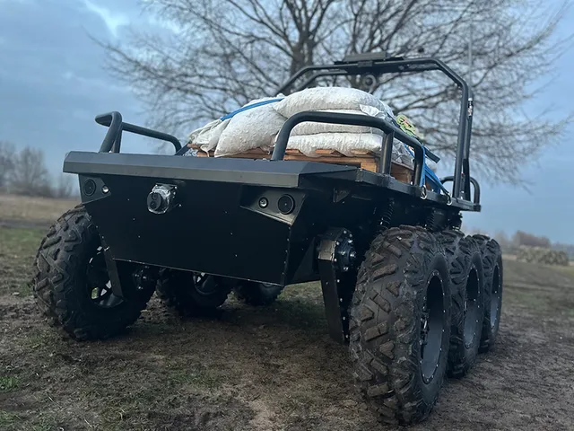 Ratel X, Six-wheeled uncrewed logistics platform, Support Equipment - view 1