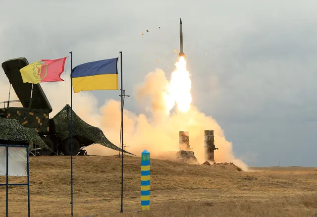 Ukrainian S-300 surface-to-air missile launch