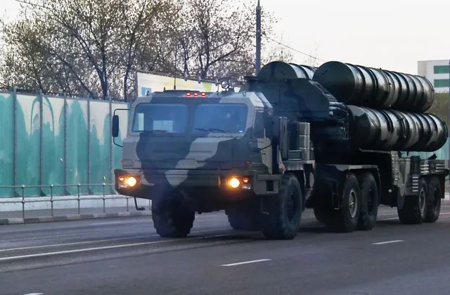 S-400 Triumf, Long-range mobile surface-to-air missile system, Air Defense - view 1