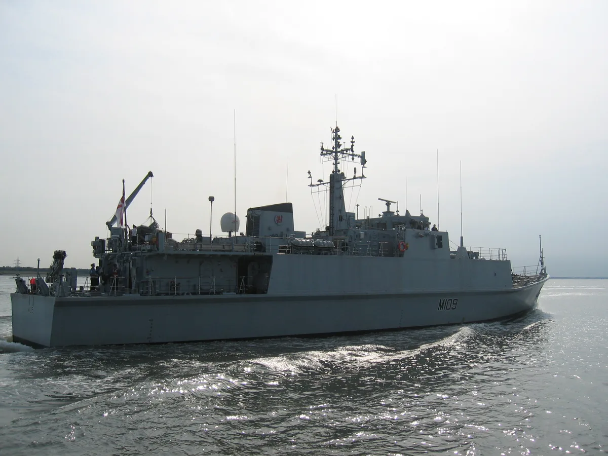 Sandown class, Single-role minehunter, Naval Systems