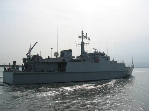 Sandown class, Single-role minehunter, Naval Systems