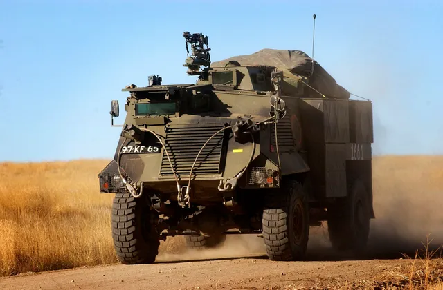 Saxon, 4x4 armored personnel carrier, Armored Vehicles - view 1