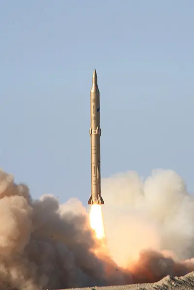 Sejjil ballistic missile, Medium-range ballistic missile, Munitions