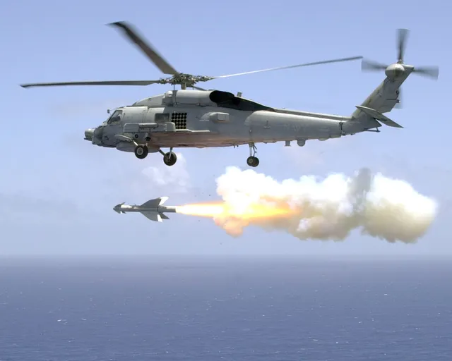 SH-60B Seahawk helicopter, LAMPS Mk III naval helicopter, Aircraft & UAVs - view 3