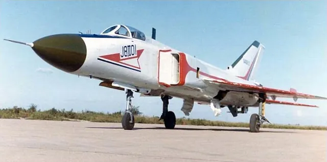 Shenyang J-8, Twin-engine interceptor fighter aircraft, Aircraft & UAVs - view 1