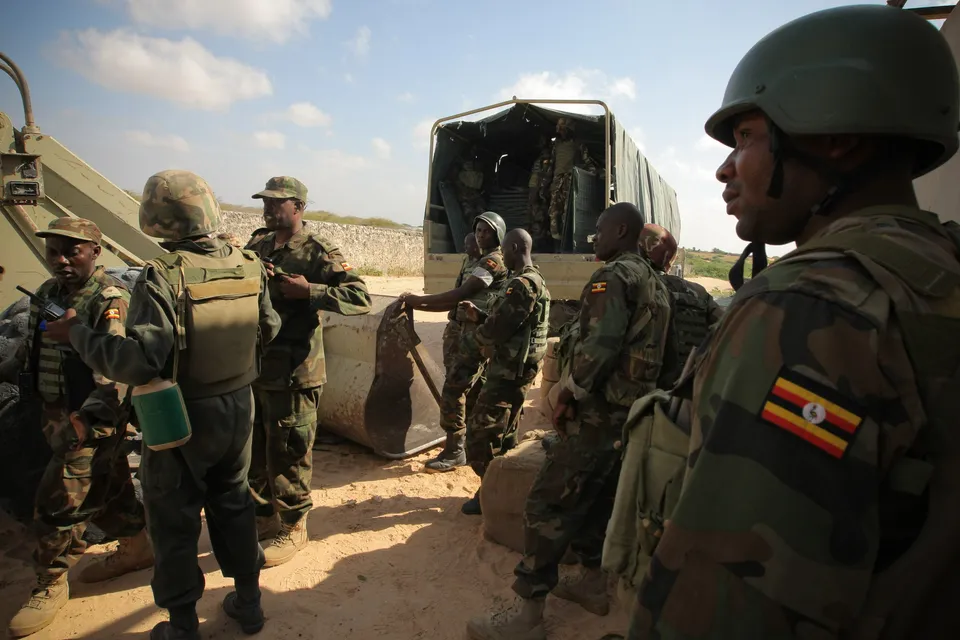 AMISOM troops unloading defensive barriers in Mogadishu
