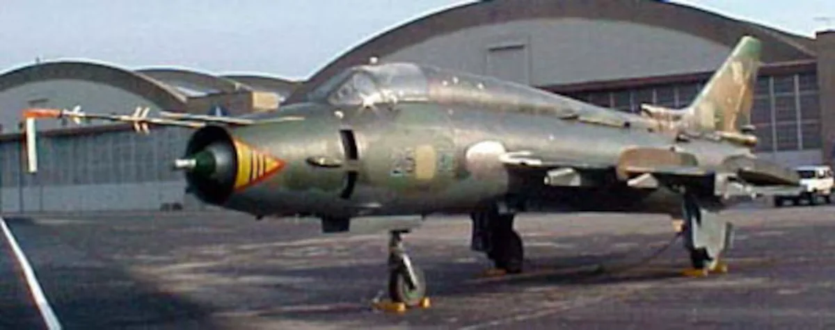 Su-17, Variable-sweep wing fighter-bomber / ground-attack aircraft, Aircraft & UAVs - 2011 Syrian Civil War