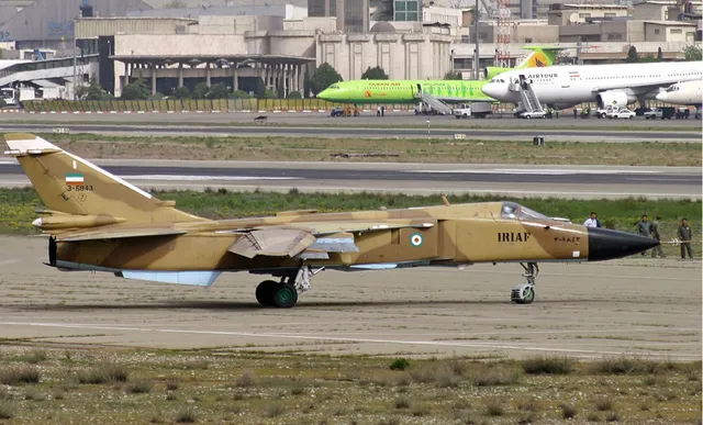 Su-24, Variable-geometry tactical bomber and strike aircraft, Aircraft & UAVs - view 2