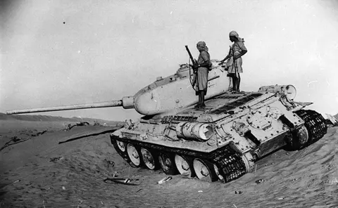 T-34/85 Tank, Medium tank, Tanks
