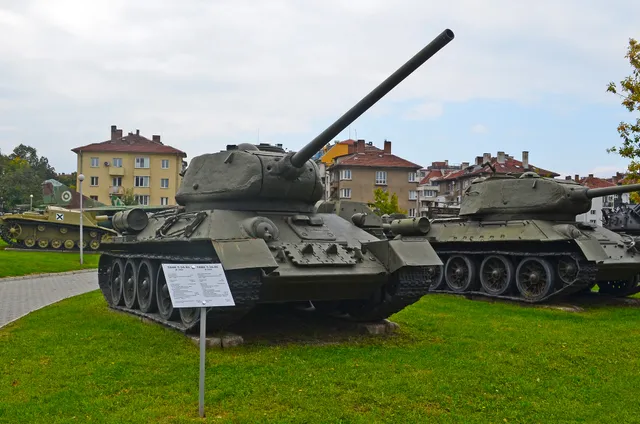T-34/85 Tank, Medium tank, Tanks - view 3