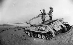 T-34/85 Tank, Medium tank, Tanks