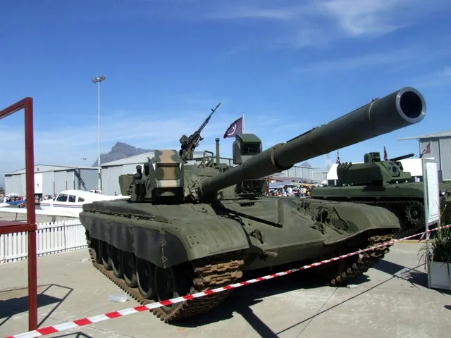 T-72, Main battle tank, Tanks - view 2