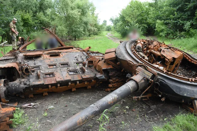 T-72B, Main battle tank, Tanks - view 3