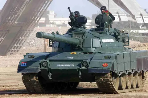 Tanks, model not publicly identified, Main battle tank, Tanks