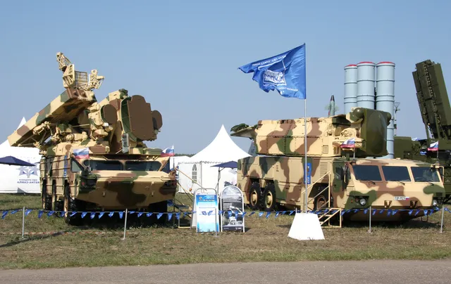 Tor-M2, Short-range surface-to-air missile system, Air Defense - view 1