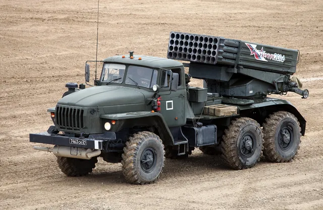 Tornado-G, 122 mm multiple launch rocket system, Artillery - view 1
