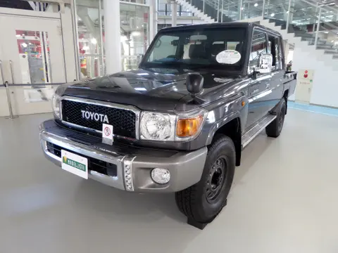 Toyota Land Cruiser 79 (LC79), 4x4 light utility pickup and armored-conversion chassis, Support Equipment