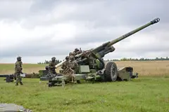 TRF1, 155 mm towed howitzer, Artillery