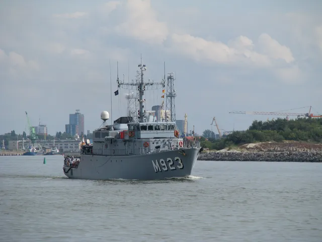 Tripartite class minehunter, Minehunter class, Naval Systems - view 1