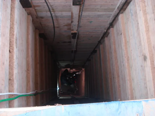Tunnel-Entrance Booby-Trap Improvised Explosive Device, Improvised explosive device, Infantry Weapons - view 2